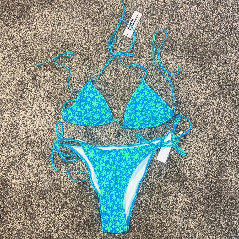 Bright swimwear Maria bikini set ocean dream pattern